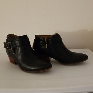 Clarks Black booties size 6